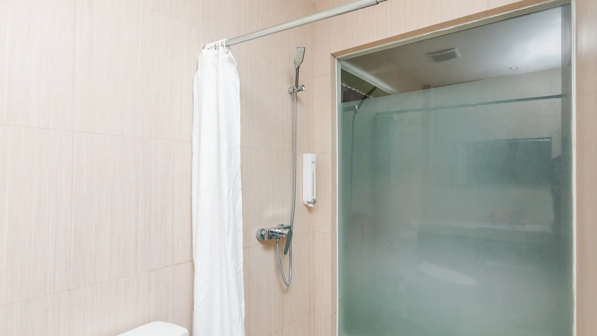 Zen Rooms Denpasar Jalan Salak