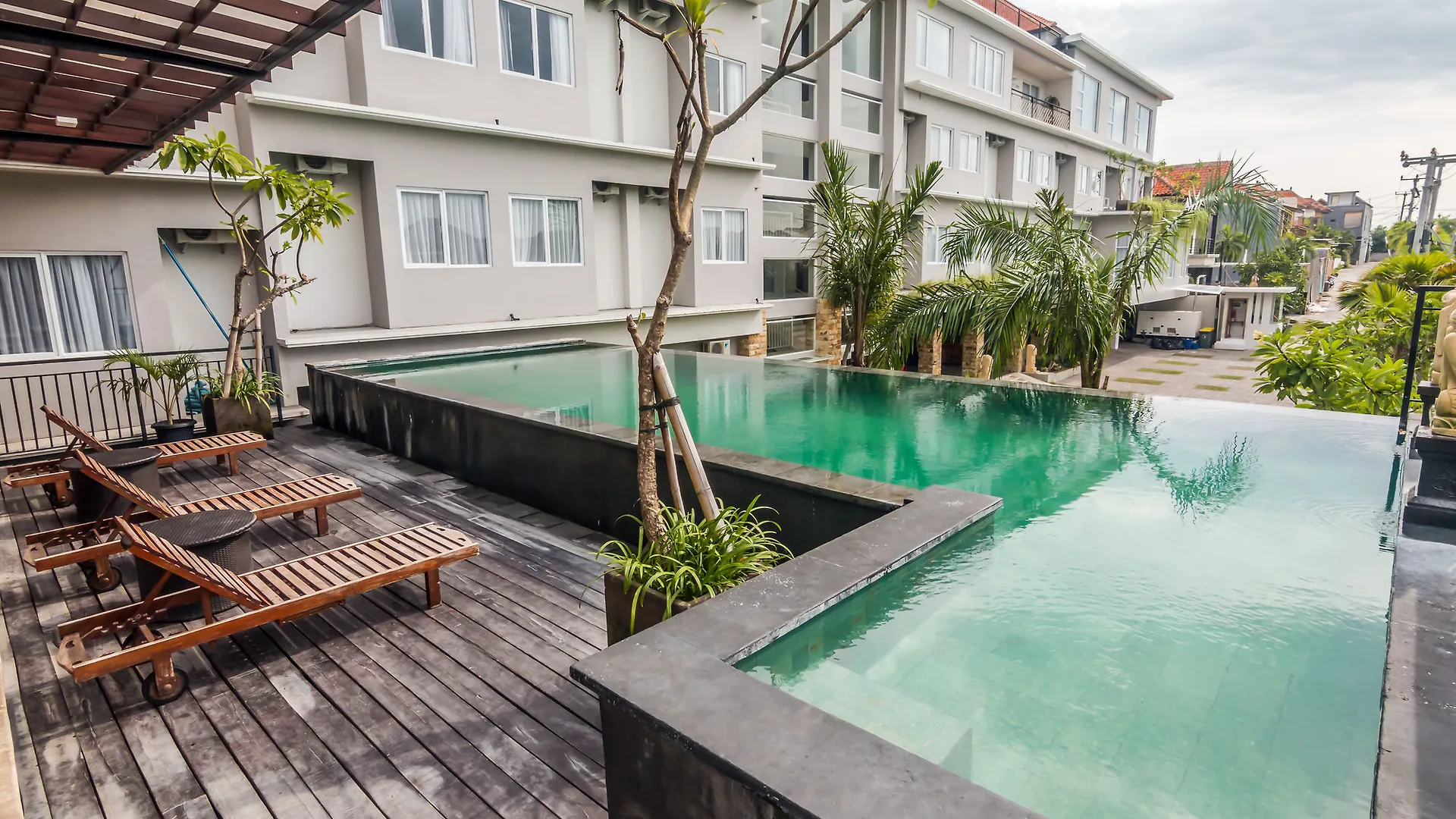 Zen Rooms Denpasar Jalan Salak